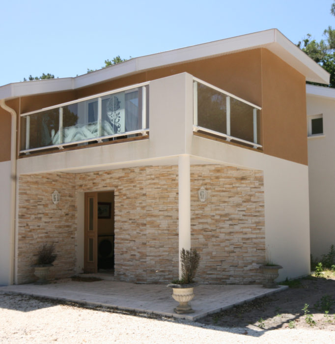 Landes Habitat Constructeur Dans Les